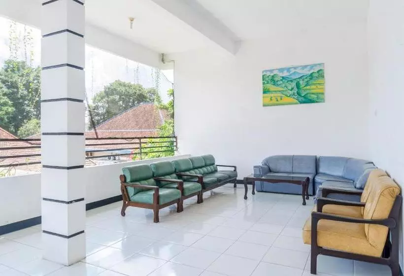 Hotel Oyo 2952 Elohim Kost