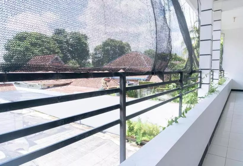 Hotel Oyo 2952 Elohim Kost