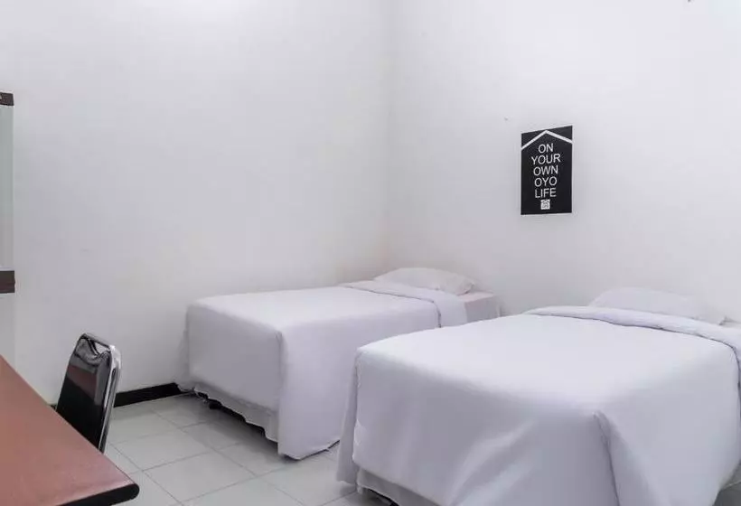 Hotel Oyo 2952 Elohim Kost