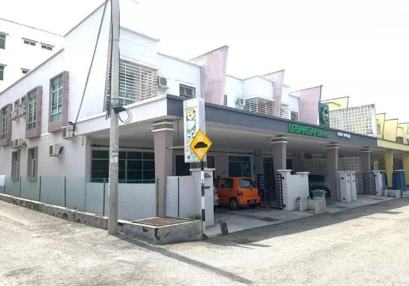 هتل Oyo 89777 Urbanstay Kuantan