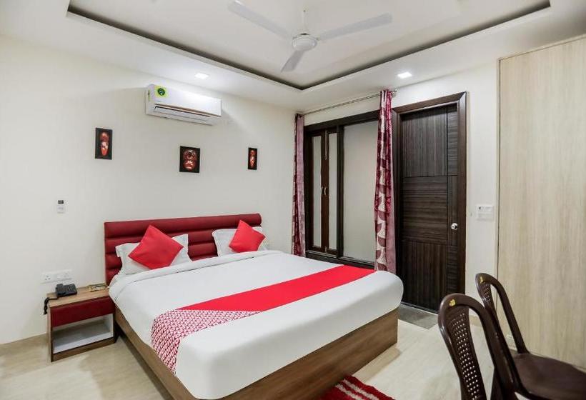 هتل Oyo 65118  Vatika