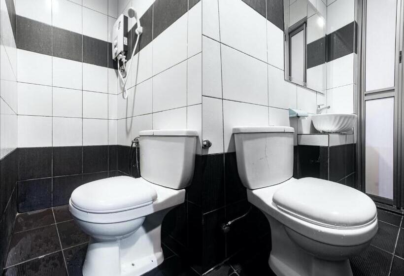 בית מלון כפרי Oyo 89885 Nice Stay Three Six Five Services