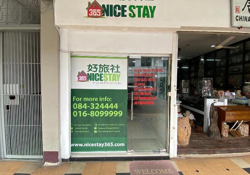 בית מלון כפרי Oyo 89885 Nice Stay Three Six Five Services