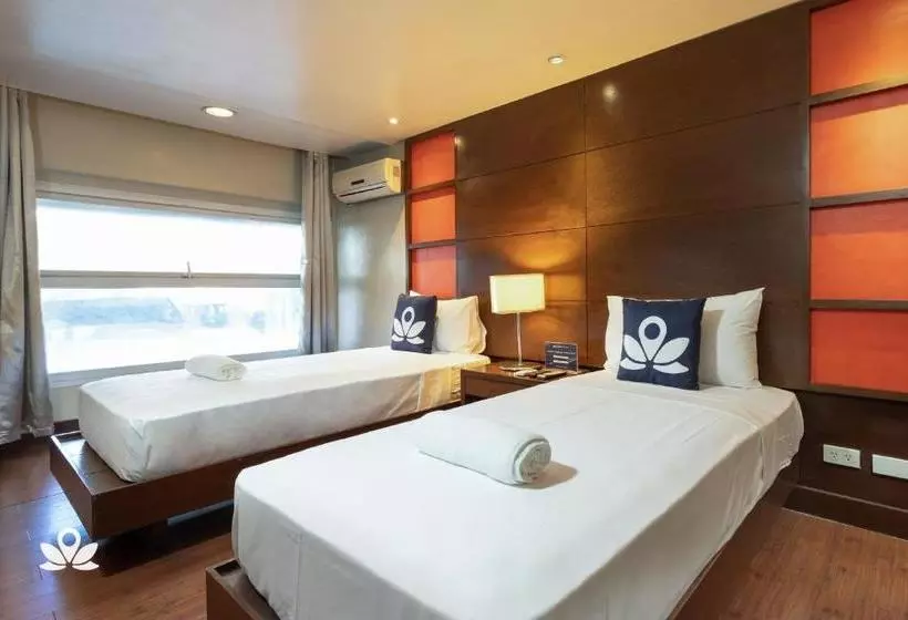 هتل Zen Premium Eastwood Qc
