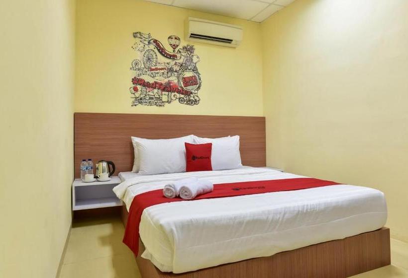 بنسيون Reddoorz Plus Near Tis Square