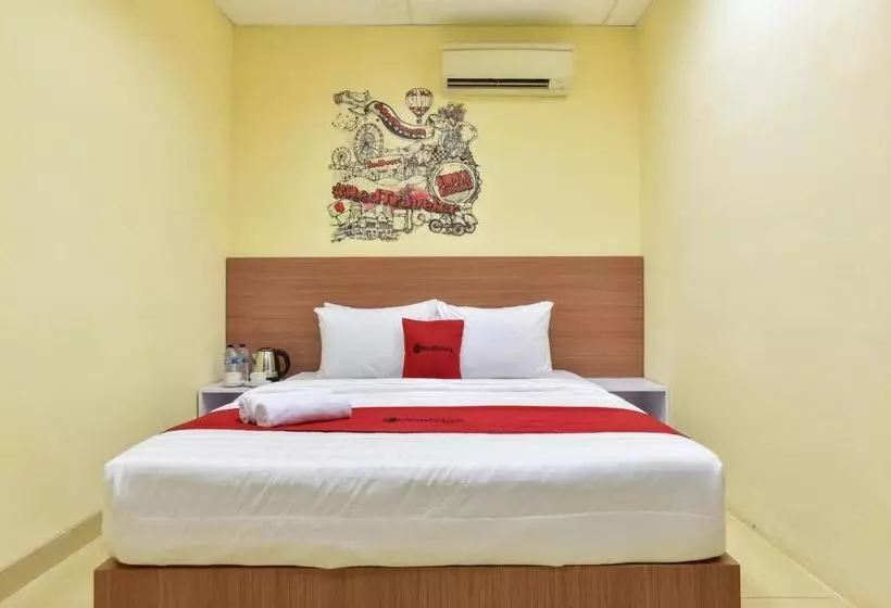 Majatalo Reddoorz Plus Near Tis Square