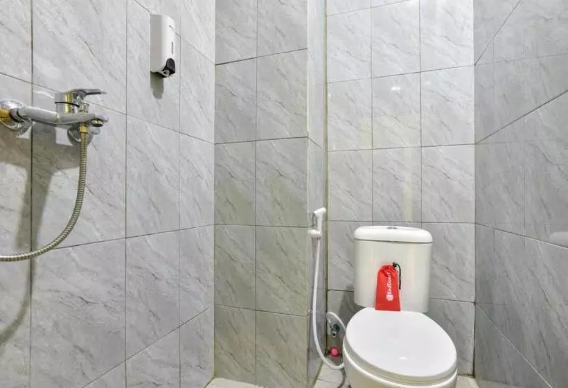 Majatalo Reddoorz Plus Near Tis Square