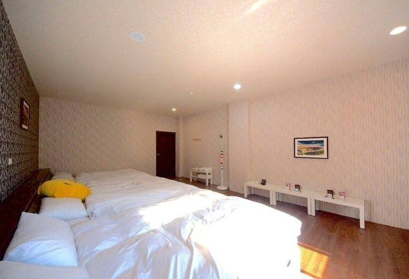 مبيت وإفطار Puli Havana Homestay