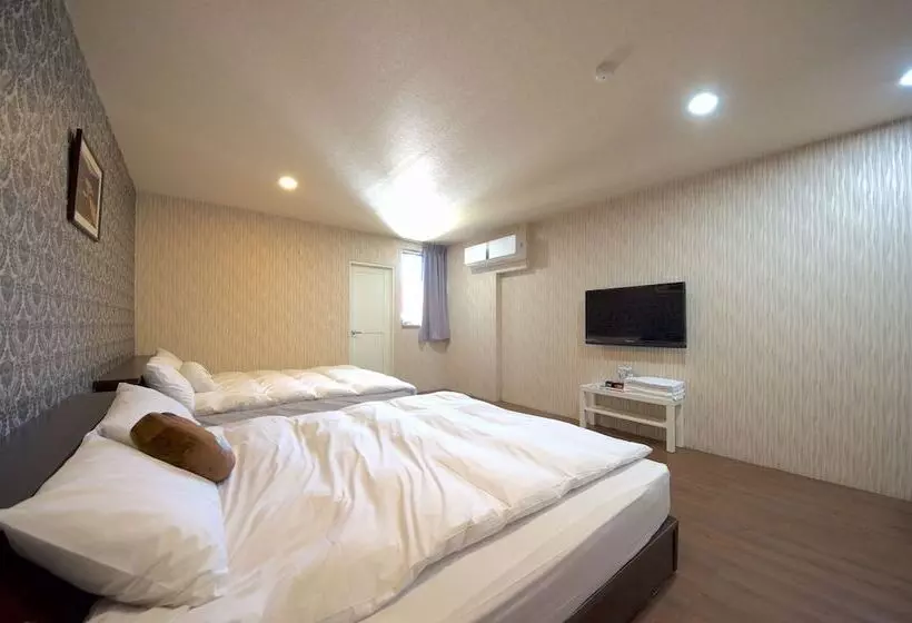 تختخواب و صبحانه Puli Havana Homestay