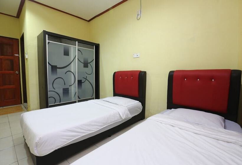 Hotel Oyo 89819 Raz  Kelulut