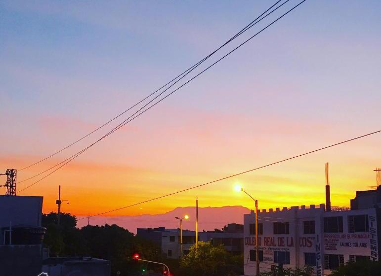 پانسیون Casa Hostal Rico Vacile