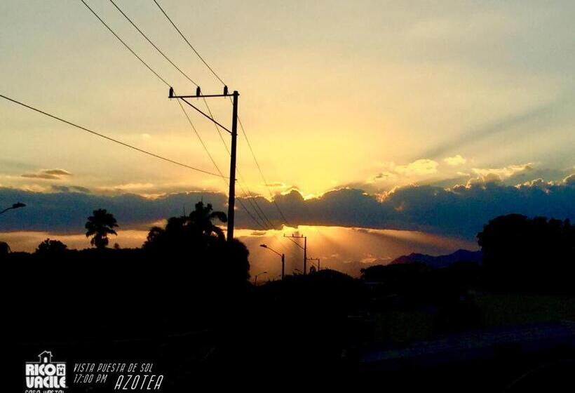 پانسیون Casa Hostal Rico Vacile