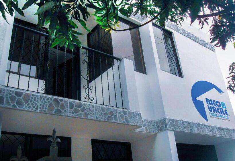 پانسیون Casa Hostal Rico Vacile