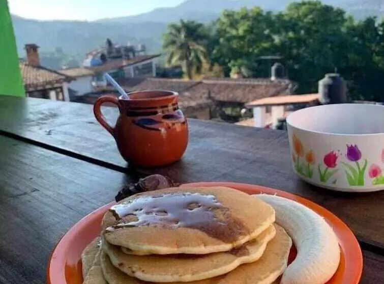 Majatalo Hostal El Alebrije