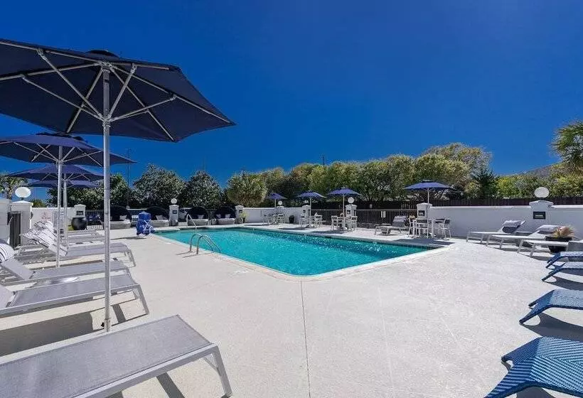 בית מלון כפרי Alice