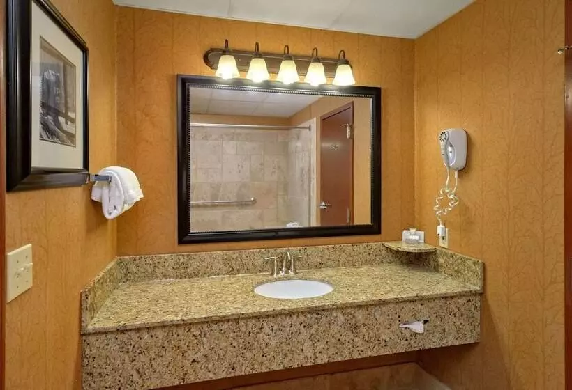 ホテル Bearskin Lodge On The River