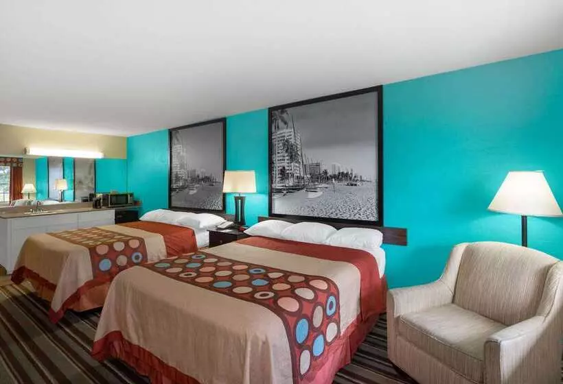 هتل Super 8 By Wyndham Bradenton Sarasota Area