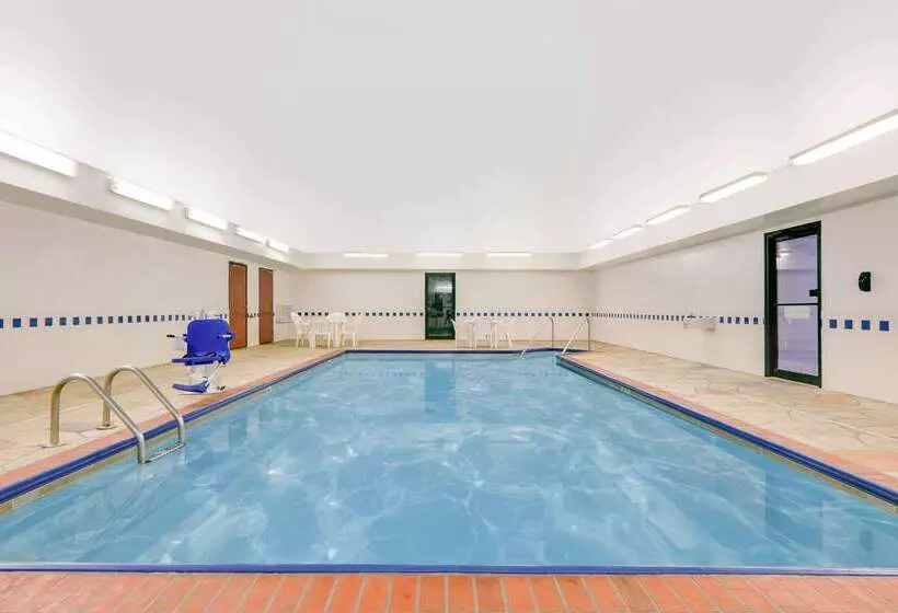 모텔 Super 8 By Wyndham Big Cabin/vinita Area