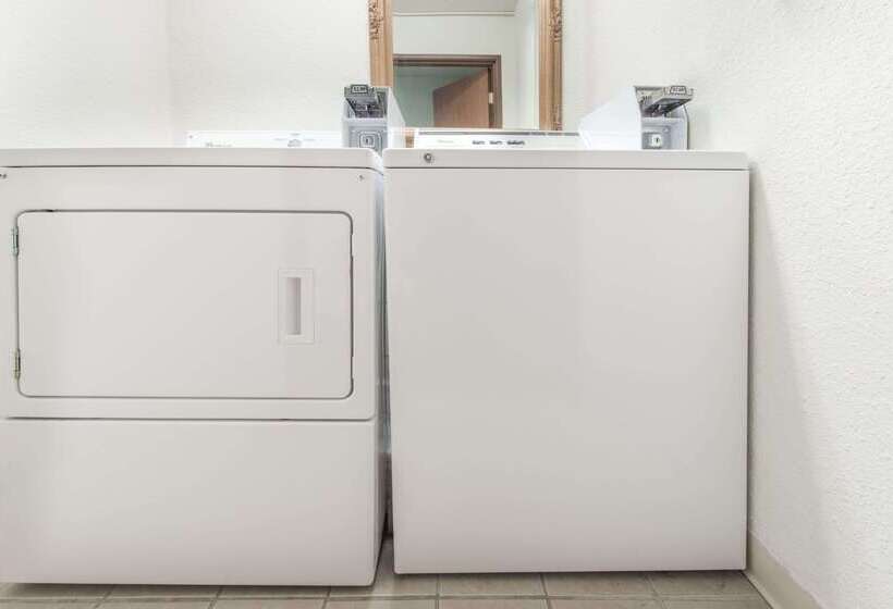 모텔 Super 8 By Wyndham Elizabethtown