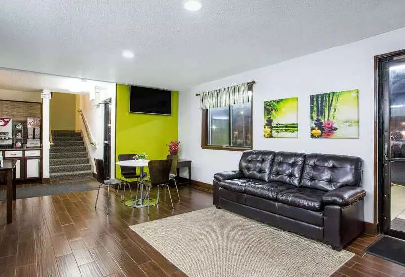 モーテル Super 8 By Wyndham Franklin