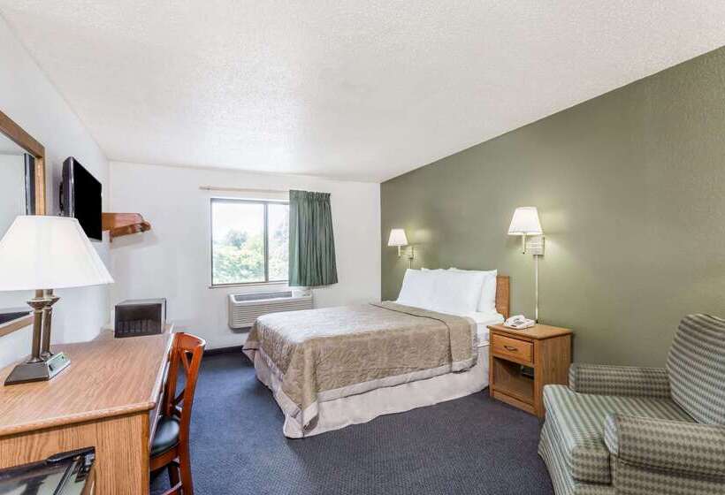 Motel Super 8 By Wyndham Hampton