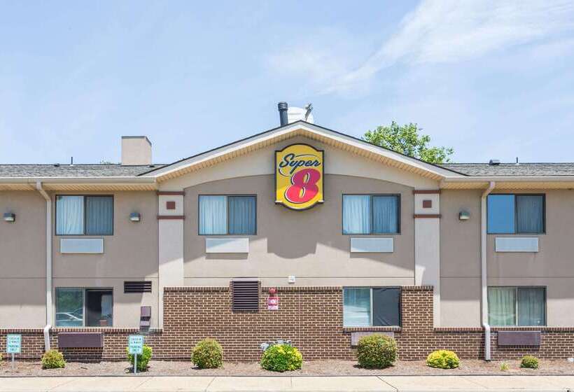 Motel Super 8 By Wyndham Hampton