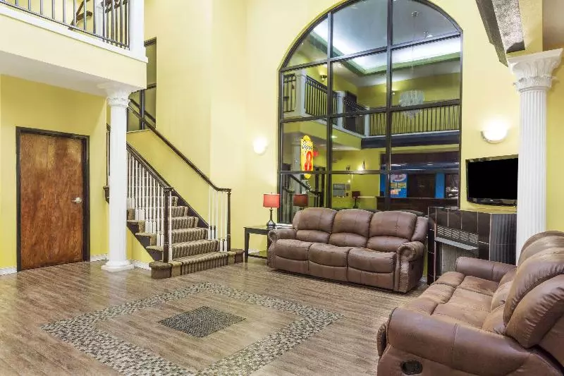 汽车旅馆 Super 8 By Wyndham Hull Street Midlothian Richmond Area