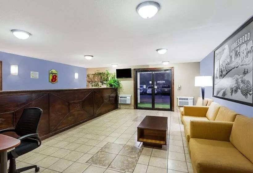 مُتل Super 8 By Wyndham Jonesboro