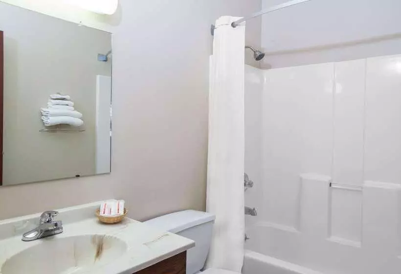 مُتل Super 8 By Wyndham Mason City