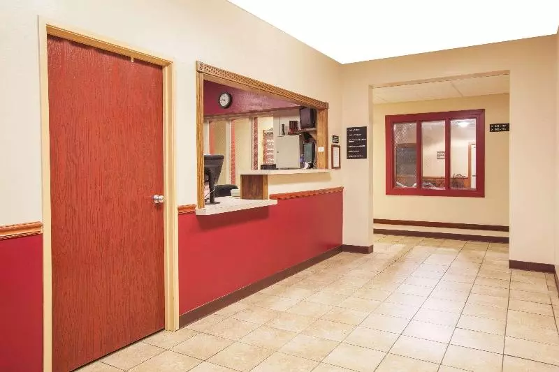 مُتل Super 8 By Wyndham Mason City