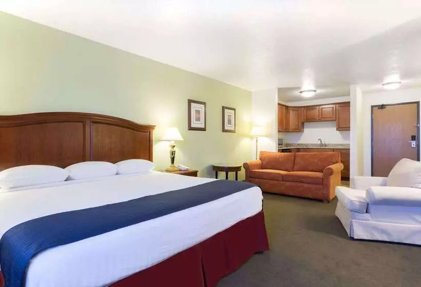 모텔 Super 8 By Wyndham Montpelier