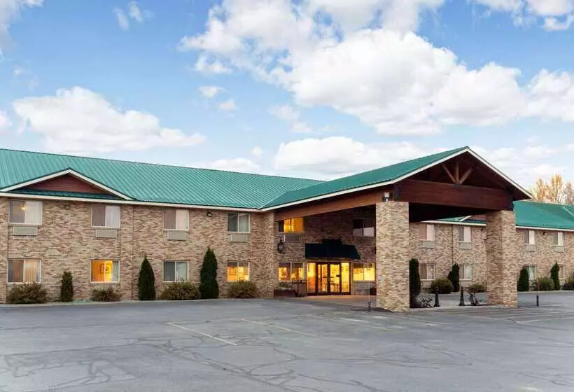 모텔 Super 8 By Wyndham Montpelier