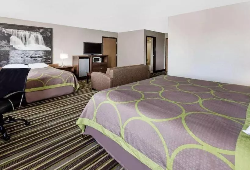 모텔 Super 8 By Wyndham Plymouth