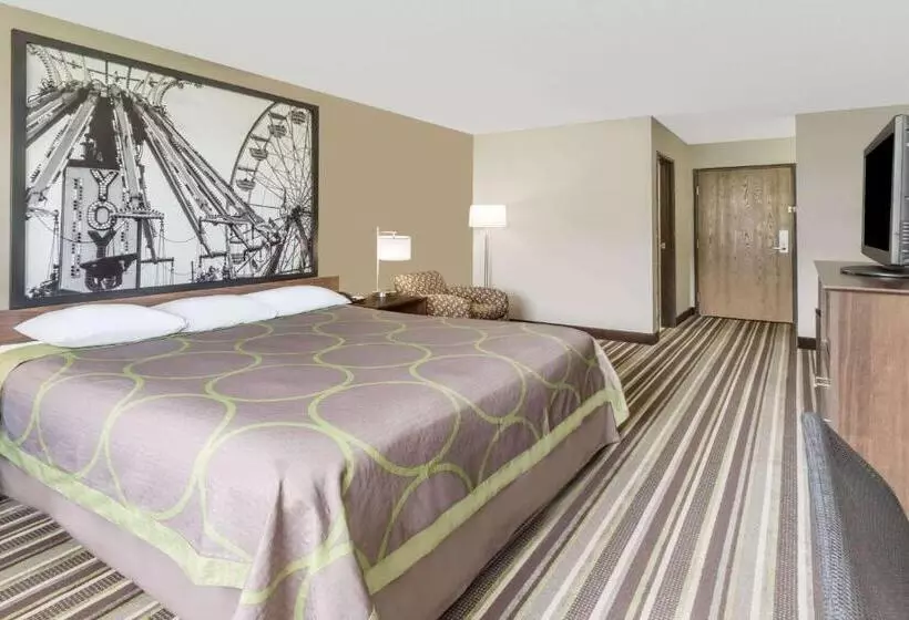 모텔 Super 8 By Wyndham Plymouth