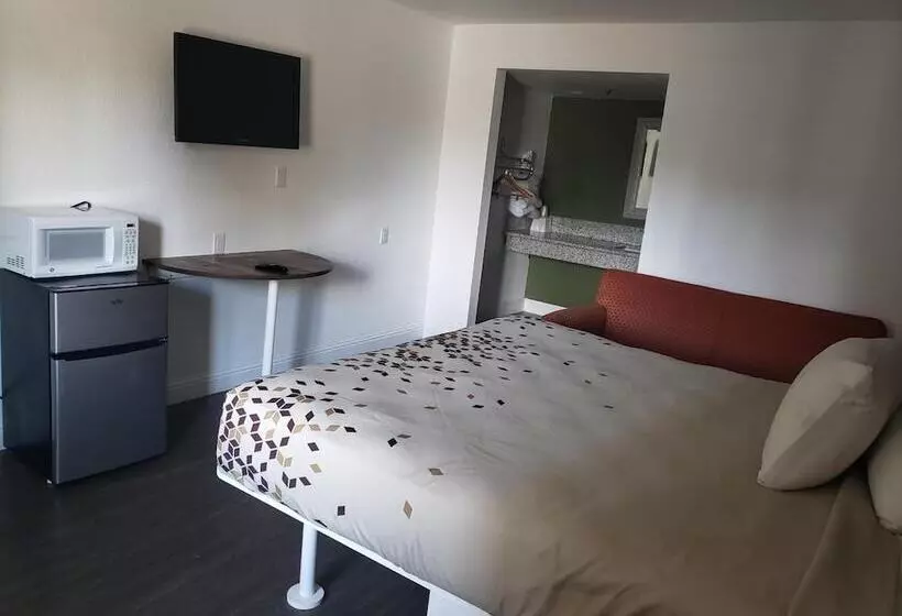 モーテル University Inn Fresno