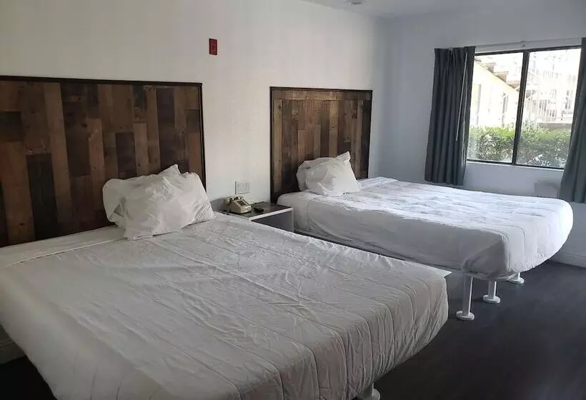 モーテル University Inn Fresno