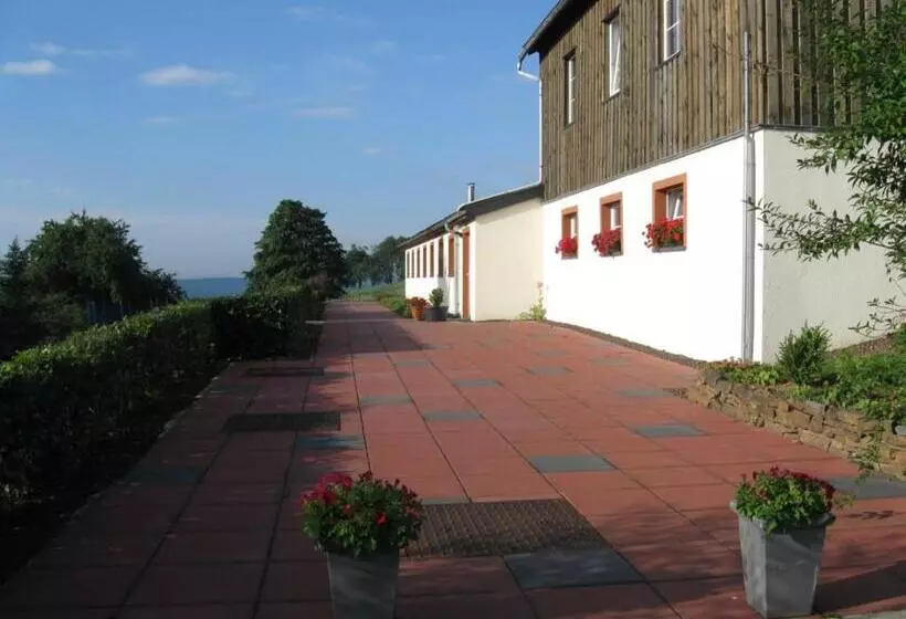 ホテル Oberes Ourtal Lodge