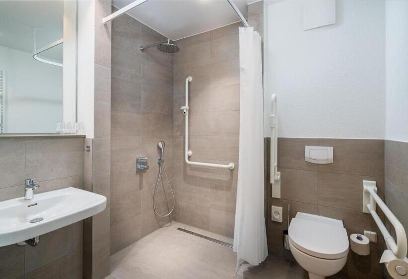 Stadthotel Lohne, Self Check In, Mit Bäckerei Und Cafe