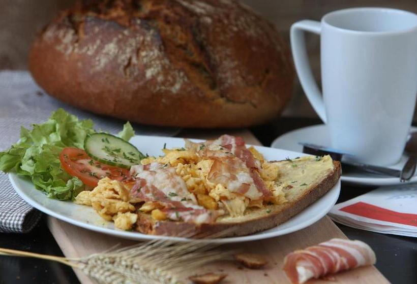 Stadthotel Lohne, Self Check In, Mit Bäckerei Und Cafe
