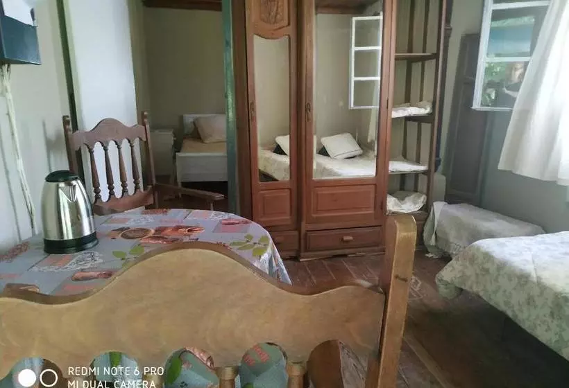 Retkeilymaja La Isleña Habitaciones