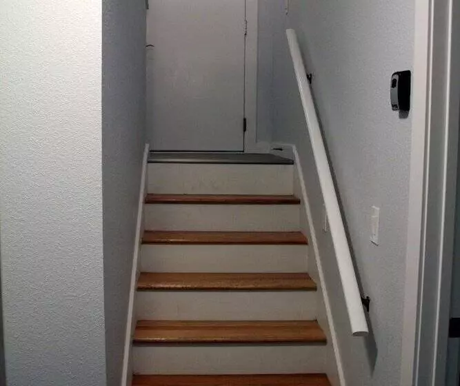 ペンション Rainier Guesthouse