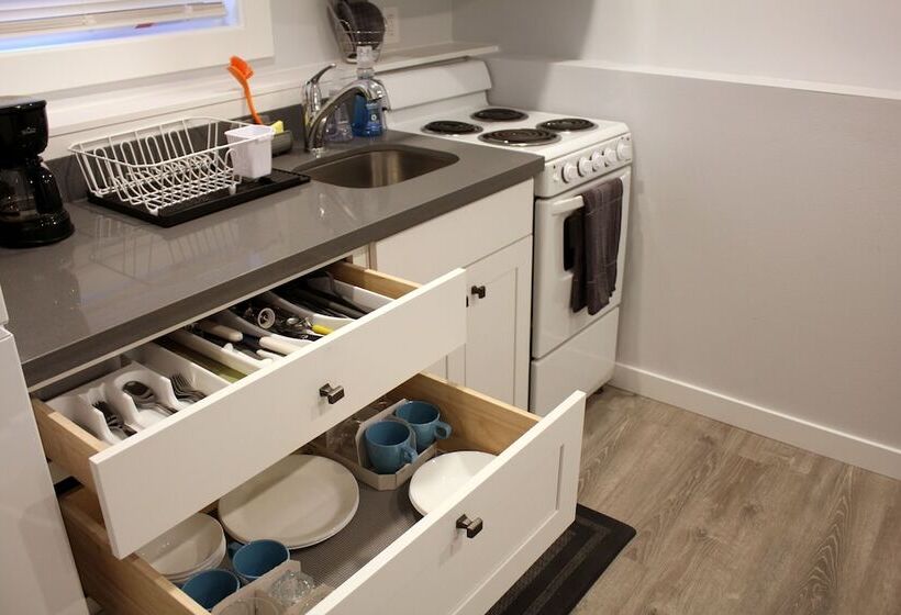 פנסיון Rainier Guesthouse