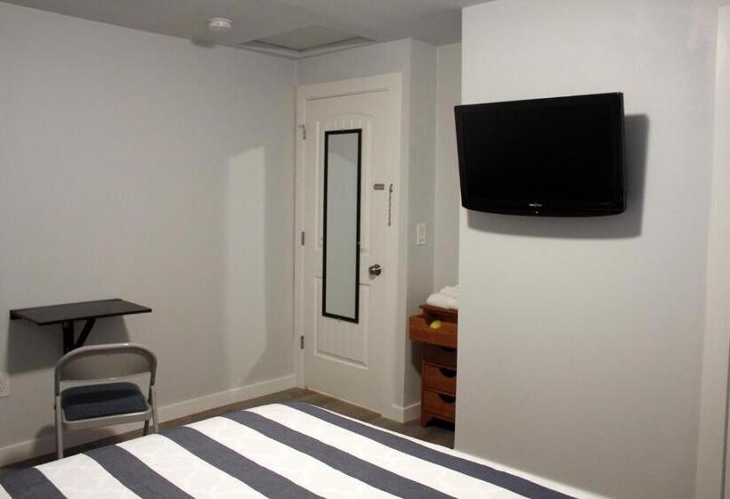 פנסיון Rainier Guesthouse