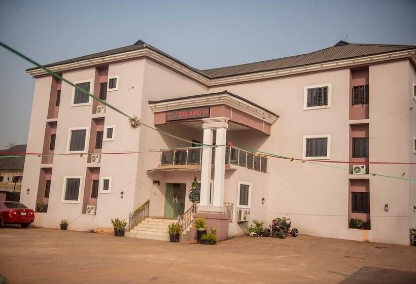 Delano Hotel And Suites