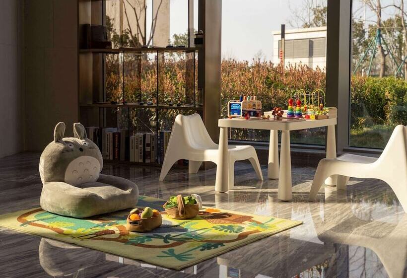 Novotel Zhengzhou Airport