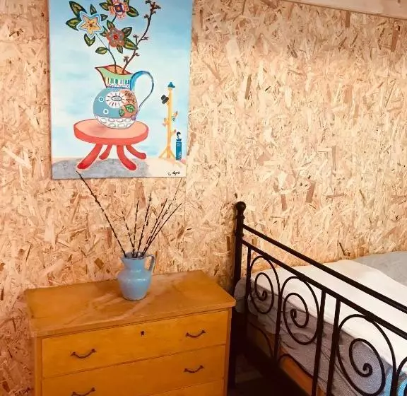 Aamiaismajoitus (B&B) Skrattande Ko