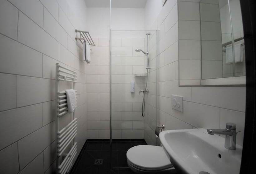 Wandery Hostel Dessau