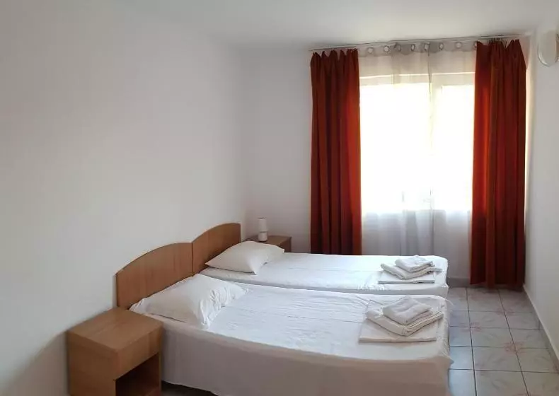 Hotel Camelia
