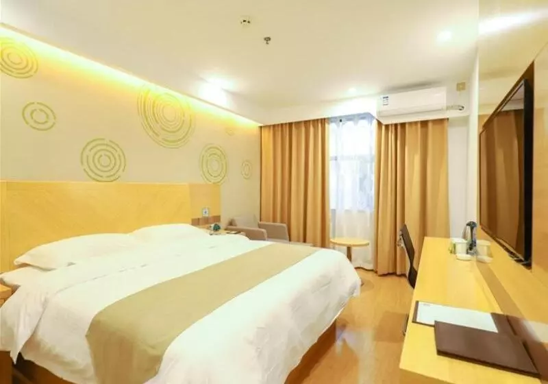 Hotelli Greentree Inn Yichun Development Zone Bus Terminal Express