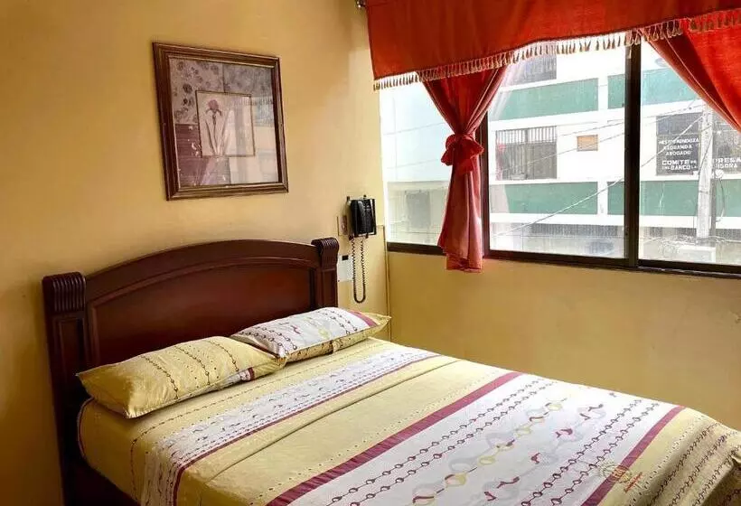 پانسیون Hostal Montesa
